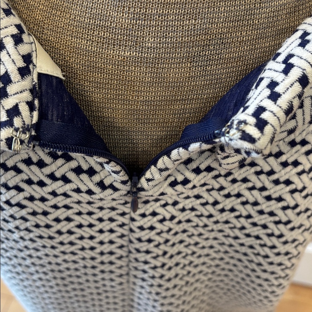 Tyler Boe Navy and White Textured Pleated Pocket Short Sleeve Dress - Picture 7 of 9